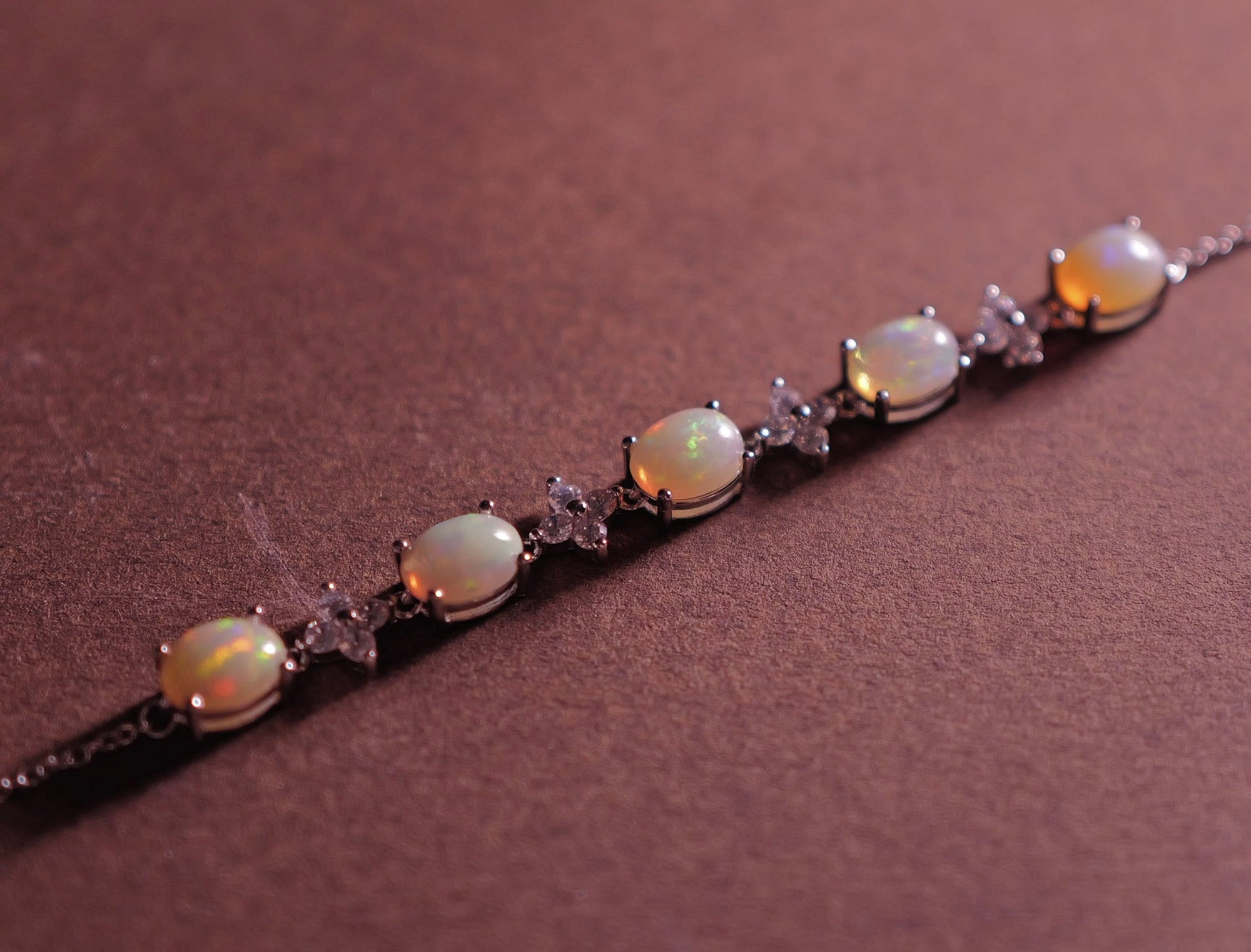 Dewlight Opal Bracelet