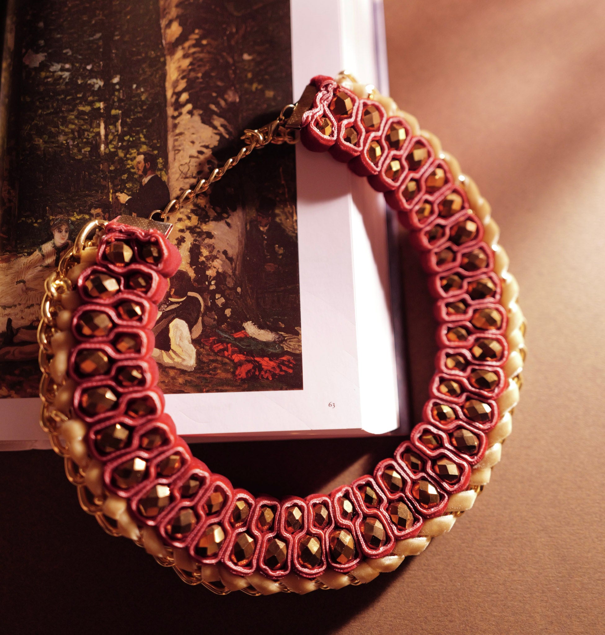 Crimson Reverie Collar